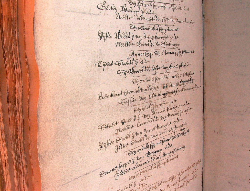 Pagina uit een 17e-eeuws register met de huwelijksinschrijving van Rembrandt van Rijn en Saskia van Uylenburgh in 1634